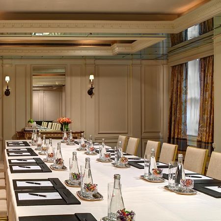 The Carlyle, A Rosewood Hotel Нью-Йорк Екстер'єр фото